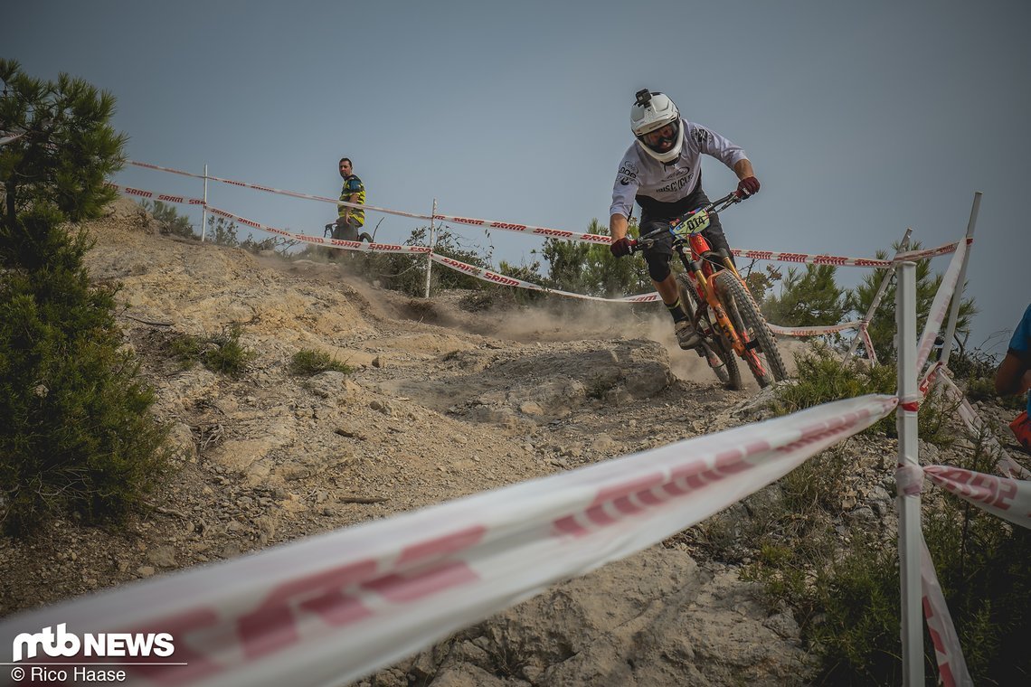 Robin Wallner wird versuchen ein gutes Ergebnis einzufahren, um sein Team Ibis Cycles auf dem erste Rang der Teamwertung zu halten. Robin Wallner wird versuchen ein gutes Ergebnis einzufahren, um sein Team Ibis Cycles auf dem erste Rang der Teamwertung zu halten.