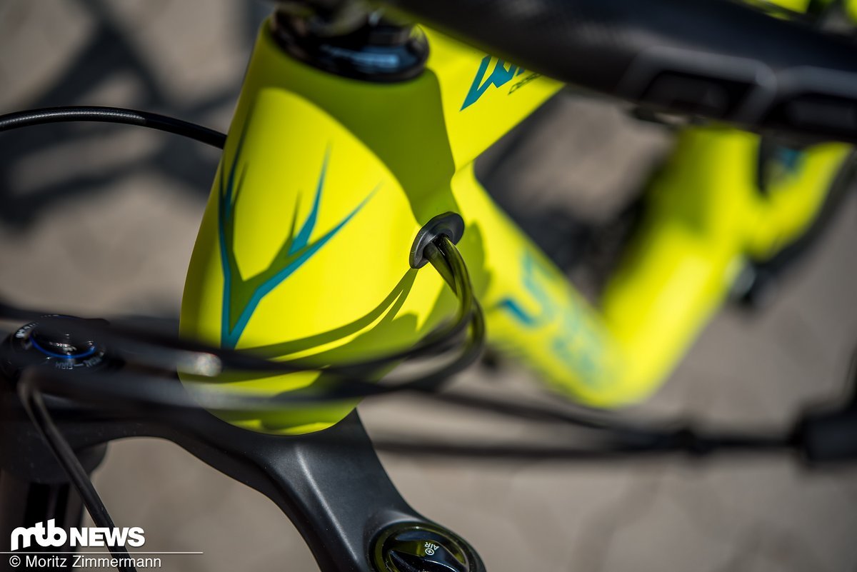 Das Whyte S-150C Works hat eine topmoderne Geometrie bestehend aus langem Reach, flachem Lenkwinkel und einem tiefen Tretlager Das Whyte S-150C Works hat eine topmoderne Geometrie bestehend aus langem Reach, flachem Lenkwinkel und einem tiefen Tretlager