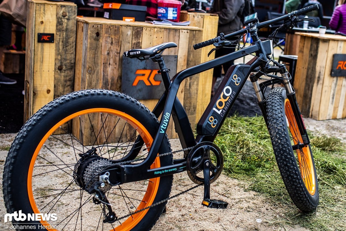 An der Rahmenform dieses Bikes von Vtuvia Electric kamen wir nicht vorbei An der Rahmenform dieses Bikes von Vtuvia Electric kamen wir nicht vorbei