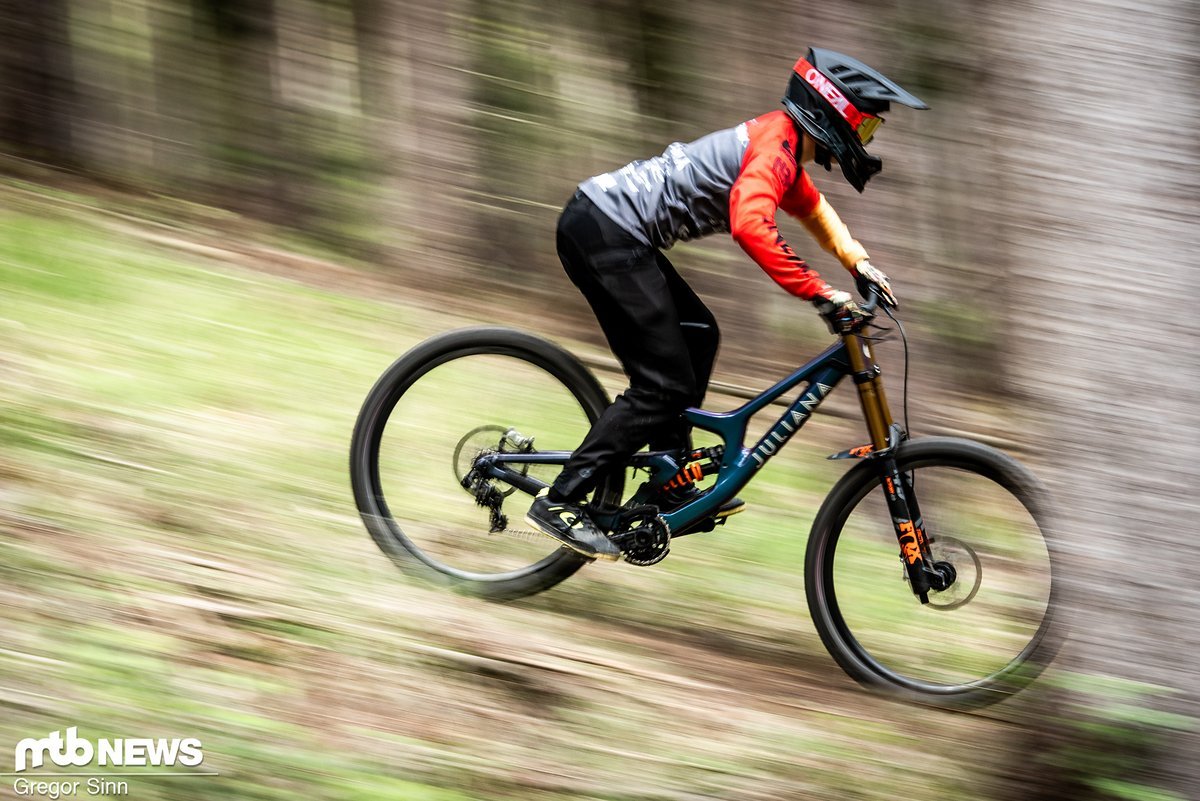 Sieht schnell aus in Saalfeld, der Speed auf World Cup-Strecken ist jedoch noch ein ganz anderer Sieht schnell aus in Saalfeld, der Speed auf World Cup-Strecken ist jedoch noch ein ganz anderer