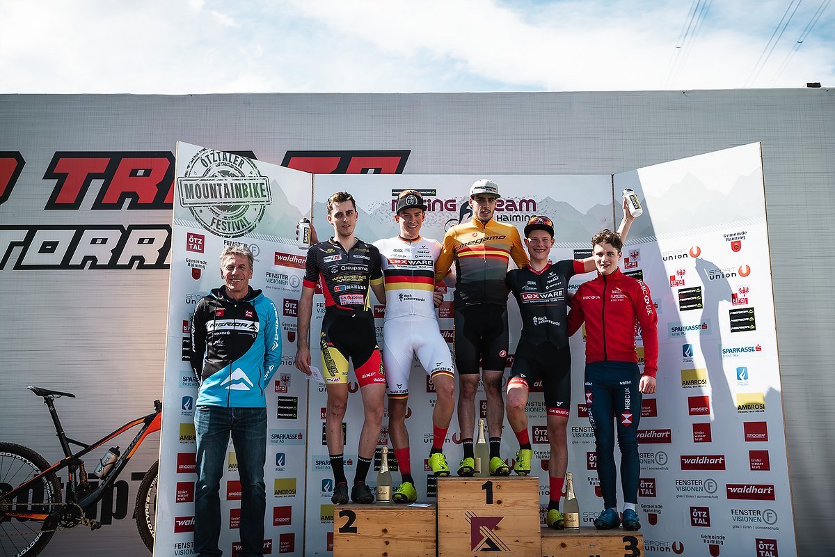 Max Brandl und David List landeten beim HC-Rennen in Haiming in der U23-Klasse auf den Plätzen zwei und drei! Nur der Spanier Jofre Cullell Estape war schneller als das deutsche Duo. Max Brandl und David List landeten beim HC-Rennen in Haiming in der U23-Klasse auf den Plätzen zwei und drei! Nur der Spanier Jofre Cullell Estape war schneller als das deutsche Duo.