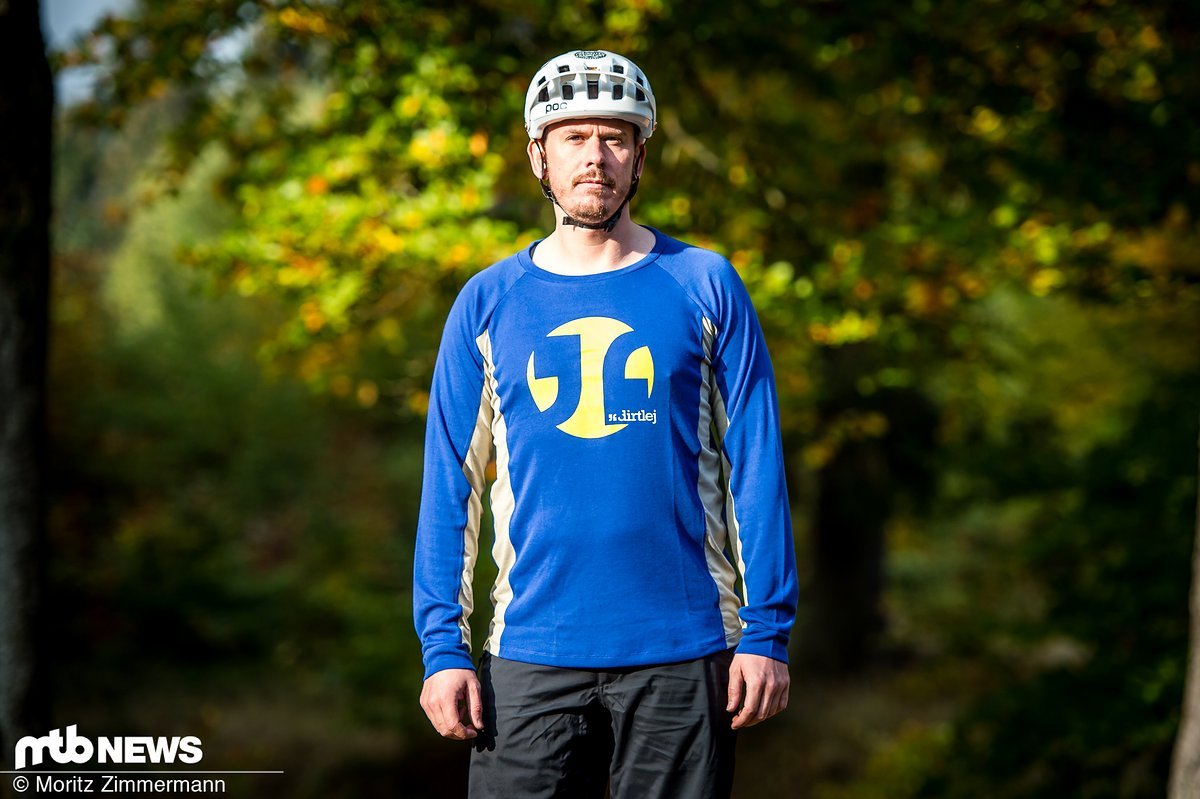 dirtlej Mountee Warm Trikot / 89,00 € dirtlej Mountee Warm Trikot / 89,00 €