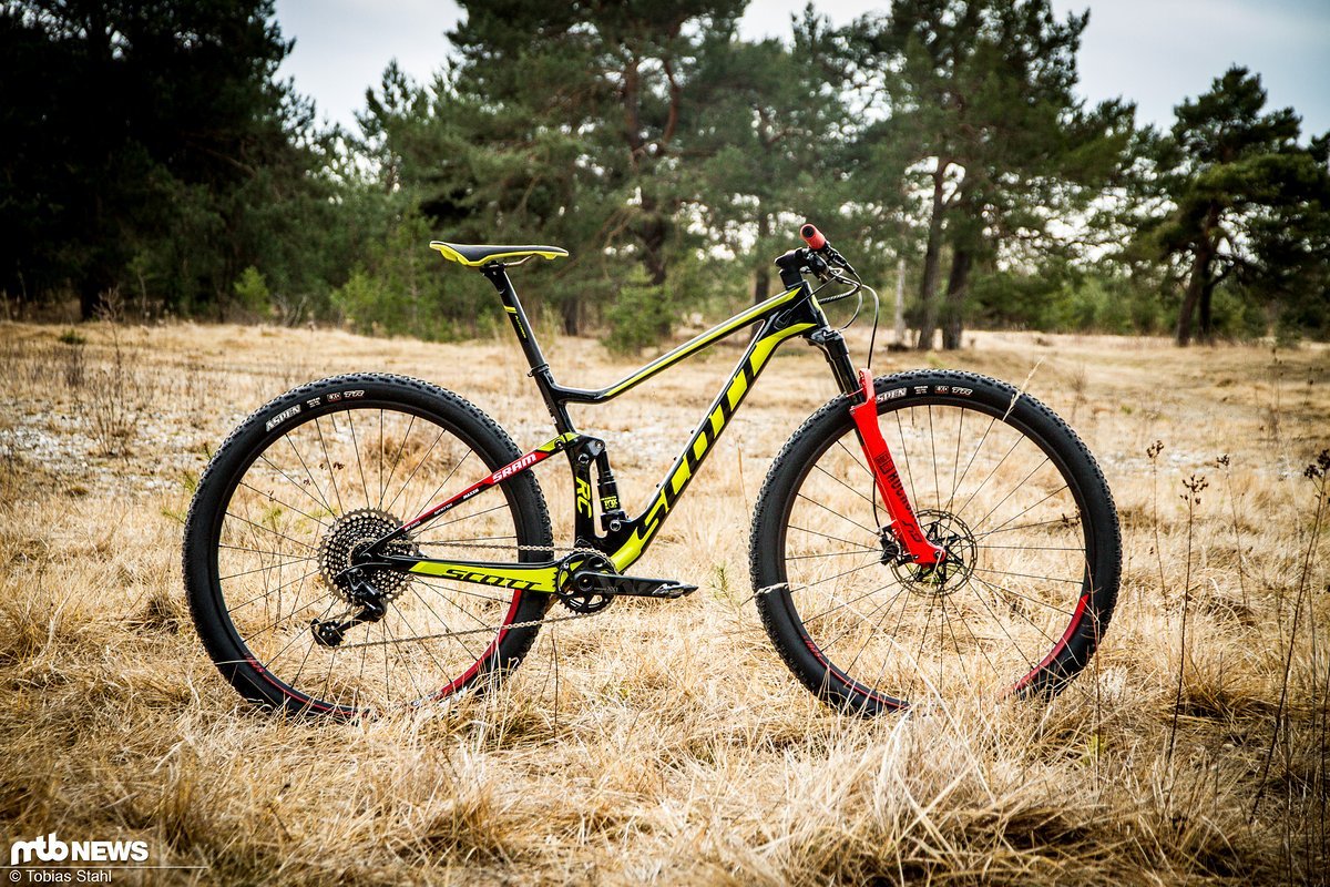 Dass man auf dem Scott Spark Rennen gewinnen kann, hat niemand geringeres als Nino Schurter uns bereits mehrfach eindrucksvoll gezeigt Dass man auf dem Scott Spark Rennen gewinnen kann, hat niemand geringeres als Nino Schurter uns bereits mehrfach eindrucksvoll gezeigt