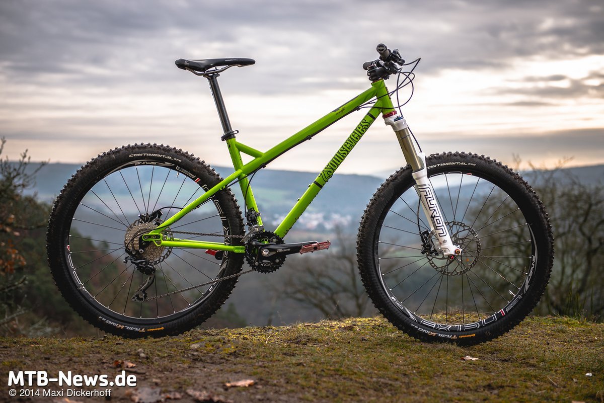 Neben dem Test-ICB durfte auch das 2Souls Cycles 41.5 EVO Enduro-Hardtail als Testpartner herhalten Neben dem Test-ICB durfte auch das 2Souls Cycles 41.5 EVO Enduro-Hardtail als Testpartner herhalten