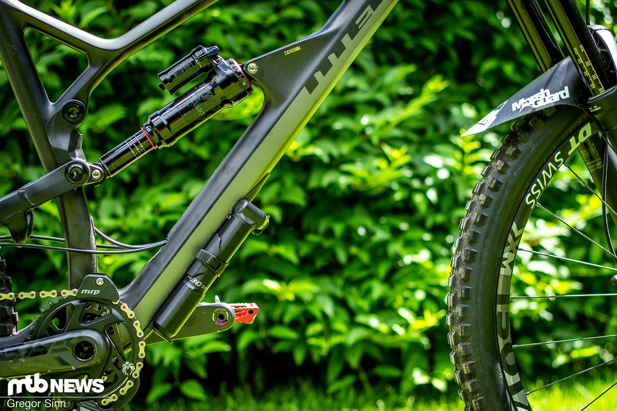Sollten unterwegs Defekte auftreten, habe ich viele nützliche Helferlein am Körper und auch am Rad mit dabei Sollten unterwegs Defekte auftreten, habe ich viele nützliche Helferlein am Körper und auch am Rad mit dabei