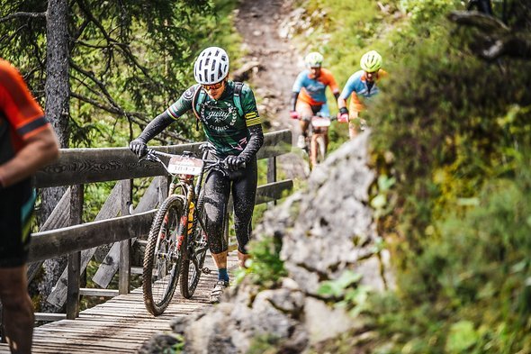 Auch Schieben gehört zum Swiss Epic dazu Auch Schieben gehört zum Swiss Epic dazu