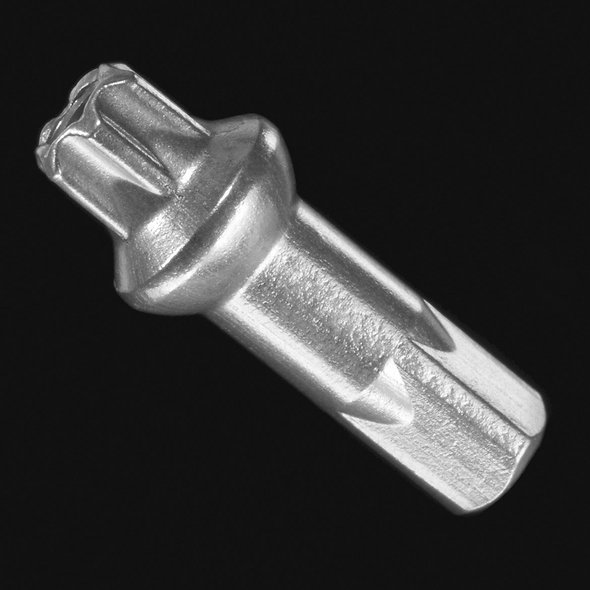 Wartungsfreundlichkeit bei guter Montierbarkeit: Die speziellen Spline One Squorx Nippel mit Torx-Aufnahme von innen und gewohntem Vierkant von außen, damit der Benutzer einfach nachzentrieren kann Wartungsfreundlichkeit bei guter Montierbarkeit: Die speziellen Spline One Squorx Nippel mit Torx-Aufnahme von innen und gewohntem Vierkant von außen, damit der Benutzer einfach nachzentrieren kann