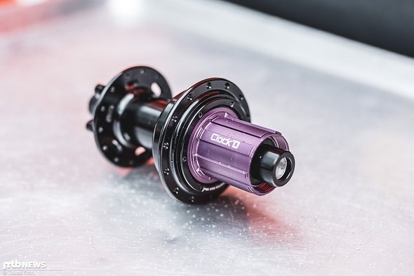 Die SUNringlé Super Bubba-Naben werden sowohl mit SRAM XD, als auch mit Shimano-Freilauf angeboten Die SUNringlé Super Bubba-Naben werden sowohl mit SRAM XD, als auch mit Shimano-Freilauf angeboten