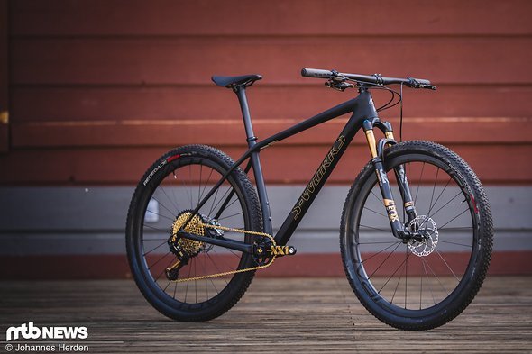 Das Specialized S-Works Epic Hardtail Ultralight ist die allerleichteste Variante Das Specialized S-Works Epic Hardtail Ultralight ist die allerleichteste Variante