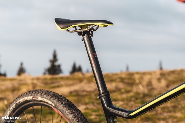 … allein Sattelstütze, Sattel und Cockpit lassen sich problemlos (wenn auch teuer) um mehrere 100 g erleichtern … allein Sattelstütze, Sattel und Cockpit lassen sich problemlos (wenn auch teuer) um mehrere 100 g erleichtern