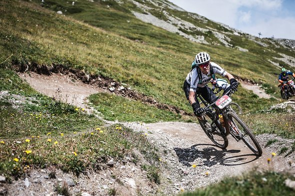 Alex gibt im Downhill Gas Alex gibt im Downhill Gas
