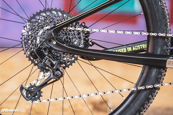 Der SRAM GX Eagle 12-fach Antrieb ist eine bewährte Lösung für den Einstieg in die Welt der 1x Gruppen Der SRAM GX Eagle 12-fach Antrieb ist eine bewährte Lösung für den Einstieg in die Welt der 1x Gruppen