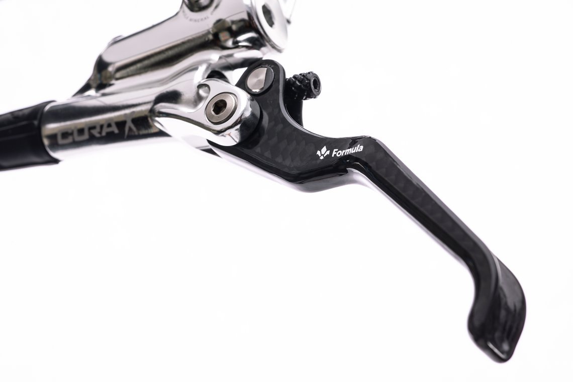 Cura X details white background-12