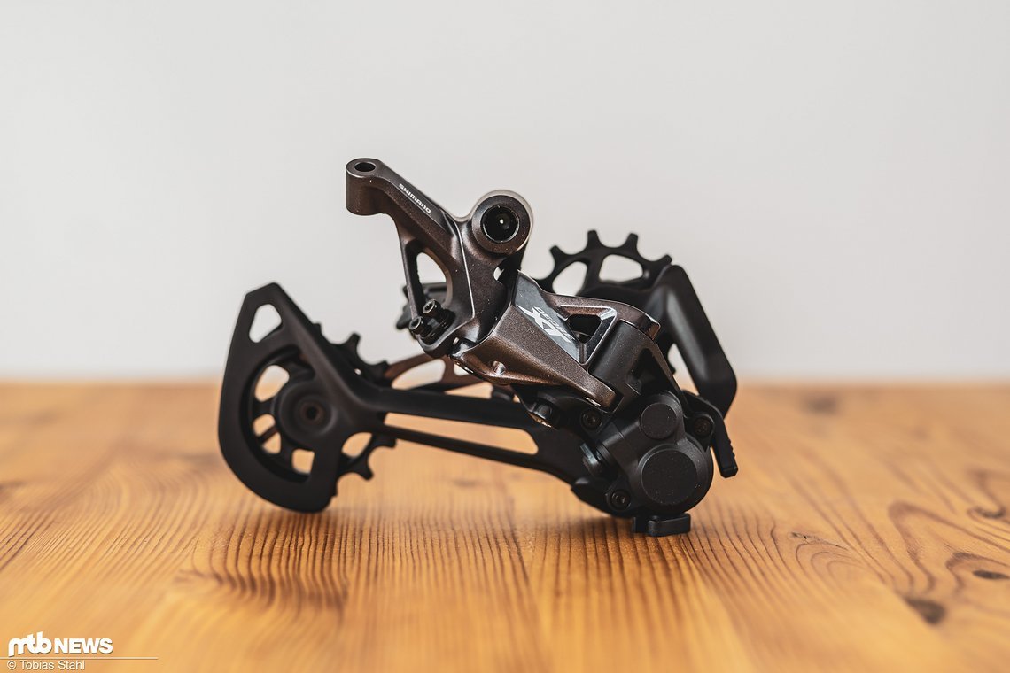 Das Shimano XT M8100-Schaltwerk ist in zwei Längen verfügbar
