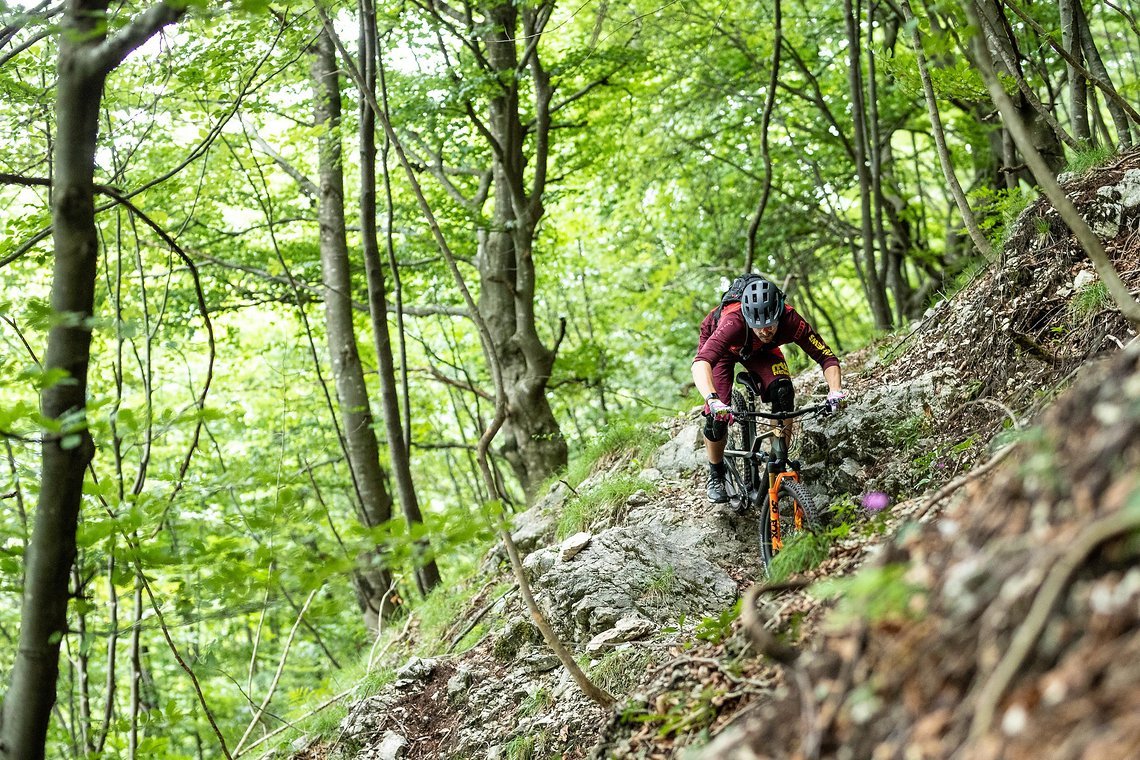 Ausgesetzte Trails im Soča Valley - perfekte Bedingungen für Dauerbremsungen.