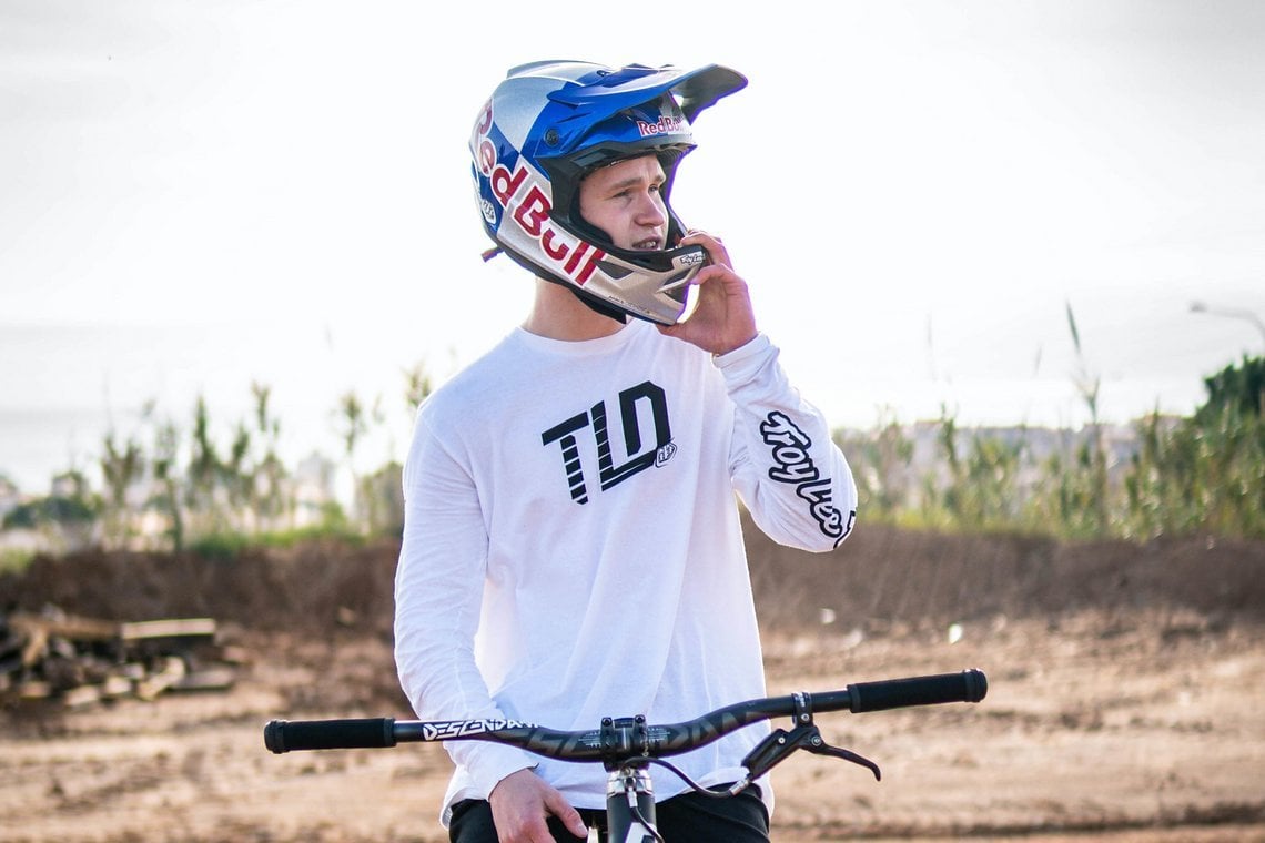 Neuester Troy Lee Zugang: der deutsche Slopestyler Erik Fedko