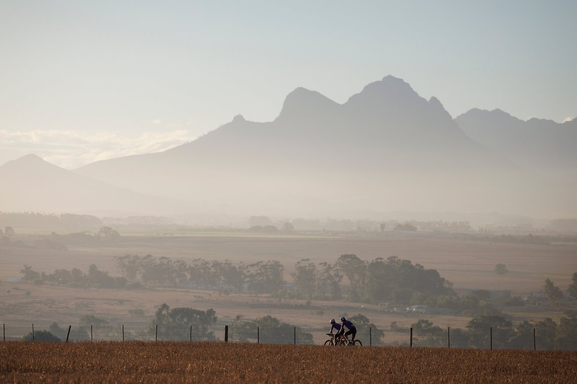 Riders during Stage 1 of the 2025 Absa Cape Epic Mountain Bike stage race held at Meerendal Wine Estate, Cape Town, South Africa on the 17th March 2025. Photo by Nick Muzik/Cape Epic
PLEASE ENSURE THE APPROPRIATE CREDIT IS GIVEN TO THE PHOTOGRAPHER A