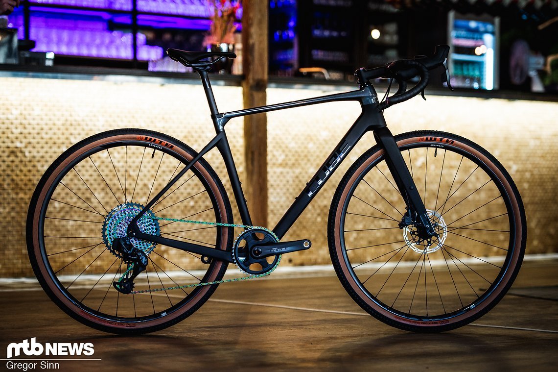 Mit dem Cube Nuroad C:62 haben die Bayern nun auch ein hochwertiges Carbon-Gravelbike im Angebot