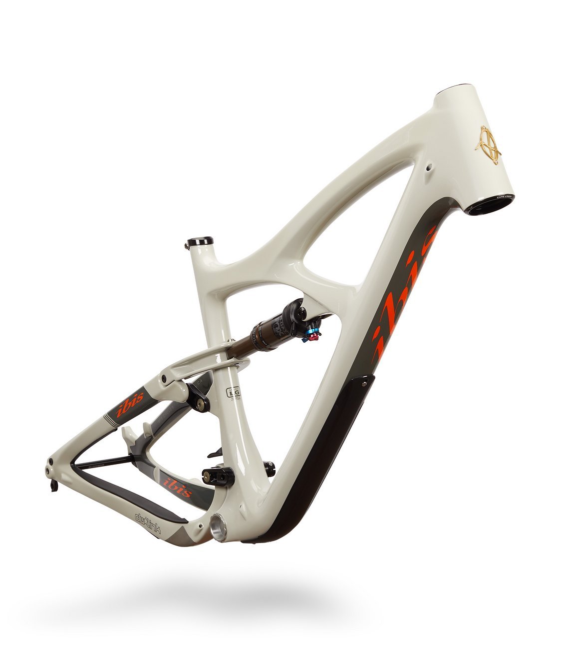 mojo4-white-front-shadows