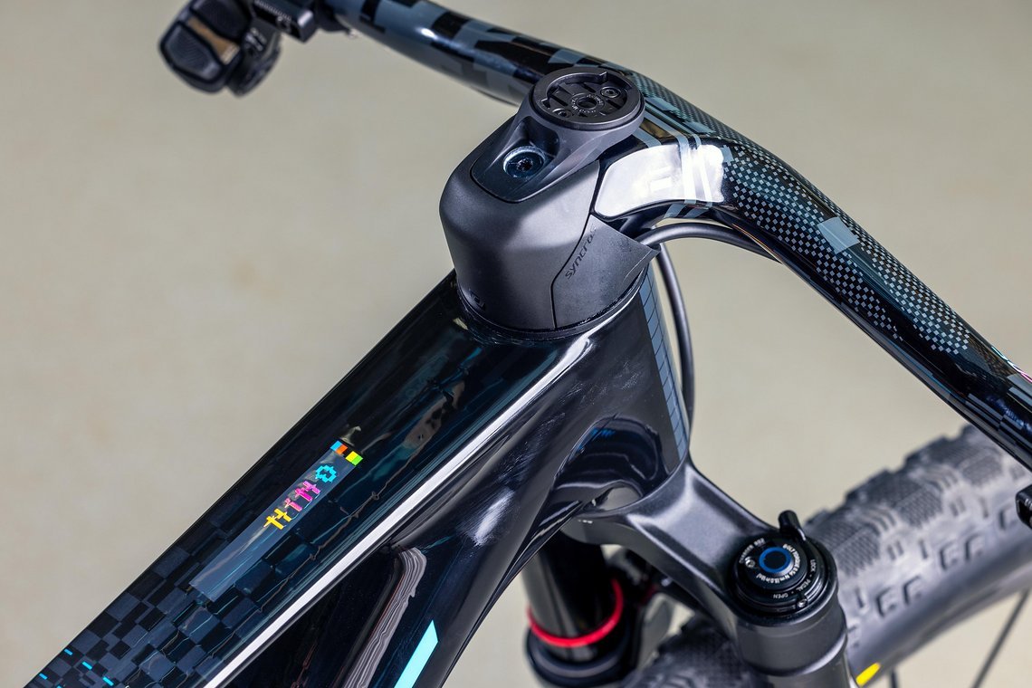 SCOTT-SRAM WORLD CHAMPS NINO SCHURTER 2023 SCOTT BIKE PHOTO BY MICHAEL RIEHLE 04