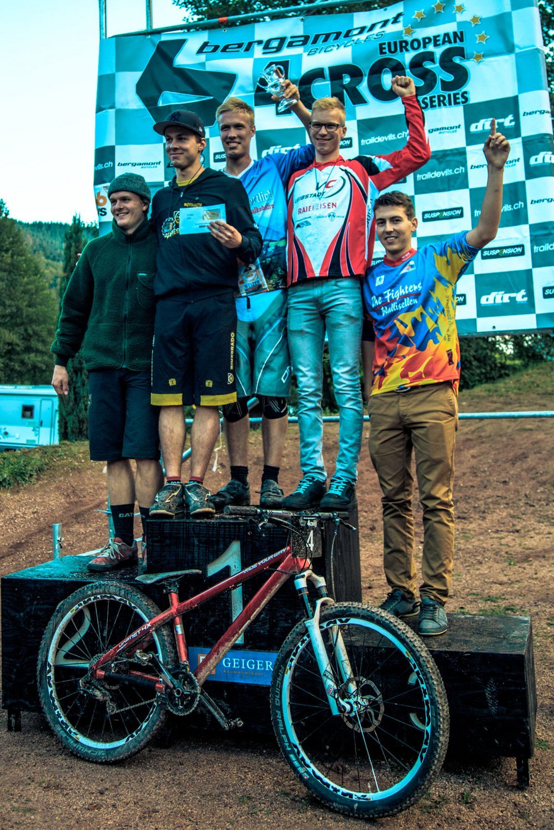 Elite Podium