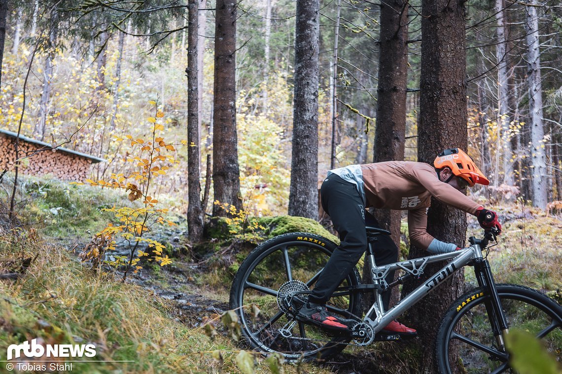 Und auch die Traktion ist überraschend stark gewesen - wenn man bedenkt, was für einen Reifen wir da montiert hatten