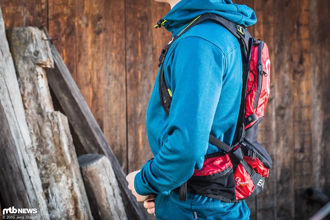 Weniger geht kaum noch: Der Ergon BE1 Enduro Protect ist der kleinste Rucksack im Test