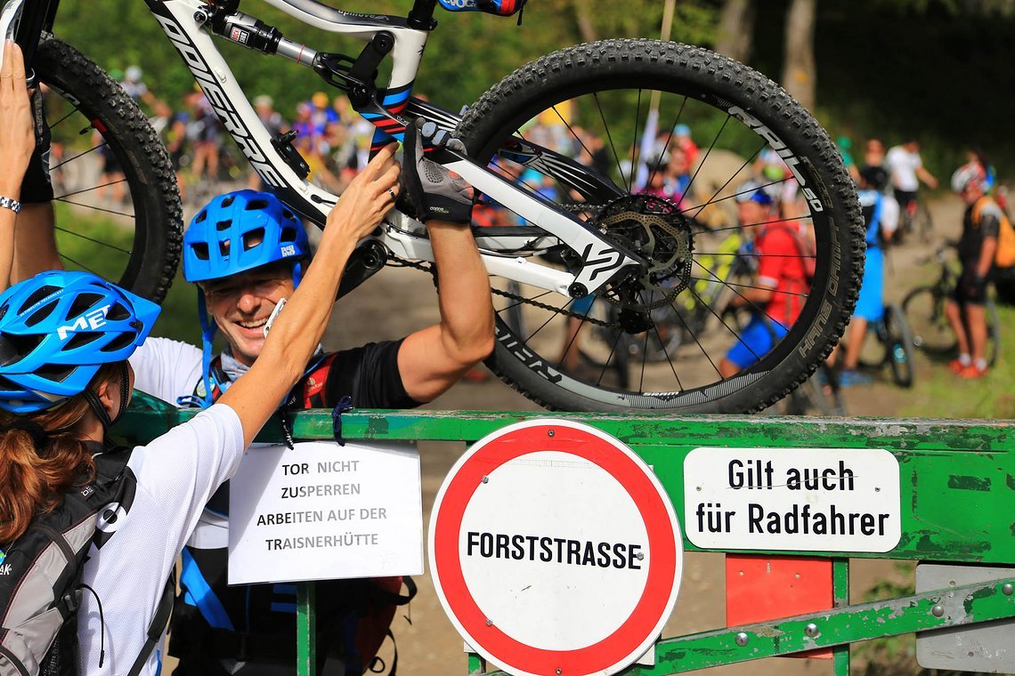 Heben Grünes Gatter