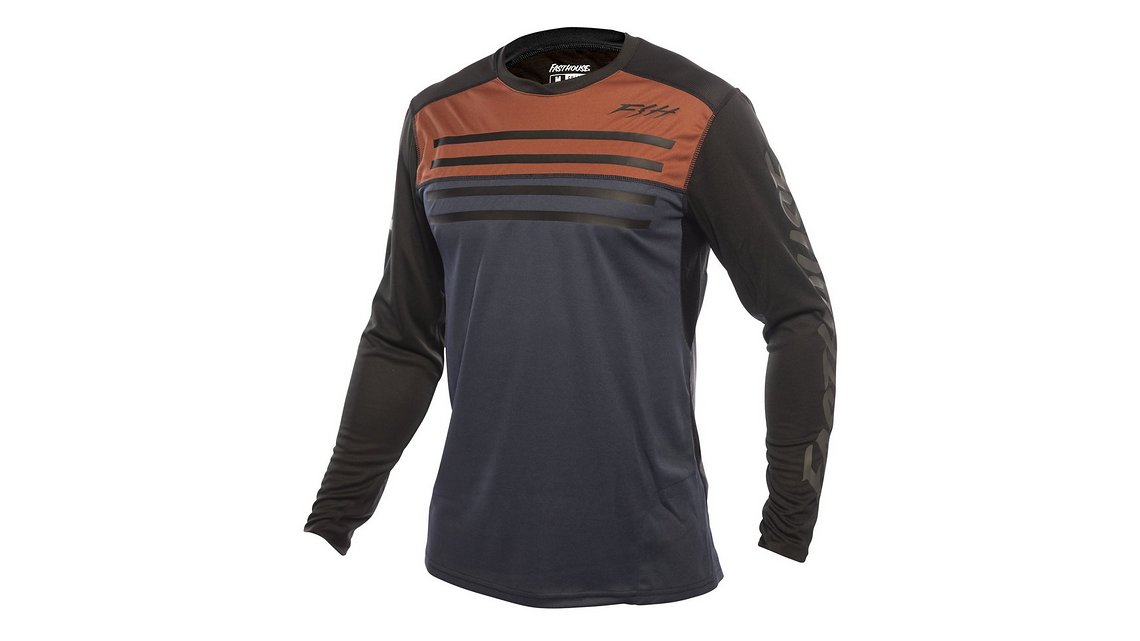 Das Fasthouse Ronin Alloy Trikot ist in sechs Größen erhältlich und schlägt mit einem Preis von 80 € zu Buche.