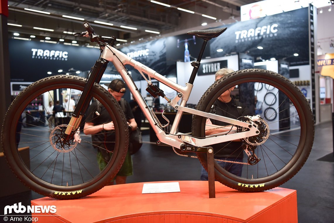 Die noch mal 3" größeren Laufräder sollen Mountainbikes noch schneller machen.