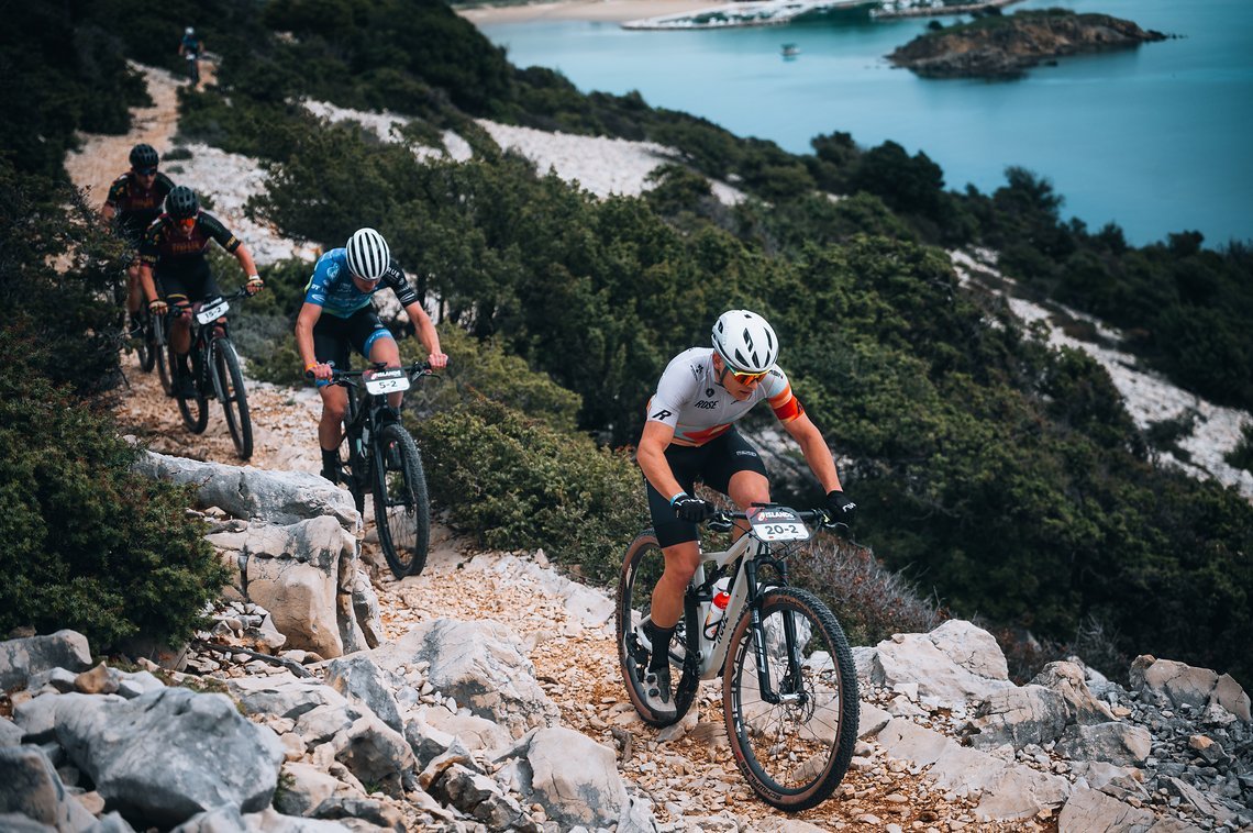Auf der Insel Rab galt es für die Teilnehmerinnen und Teilnehmer 76 Kilometer und 1.300 Höhenmeter zu bewältigen.