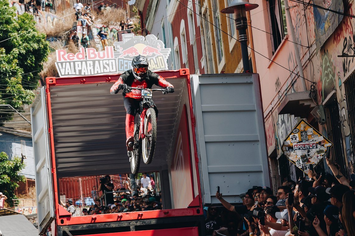 Valparaíso – Ein Urban Downhill-Rennen der besonderen Art.