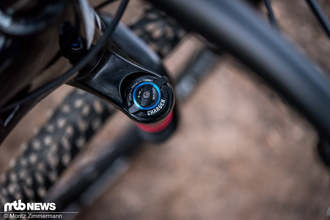 Diese werden von einer bewährten RockShox Lyrik RCT3 kontrolliert.