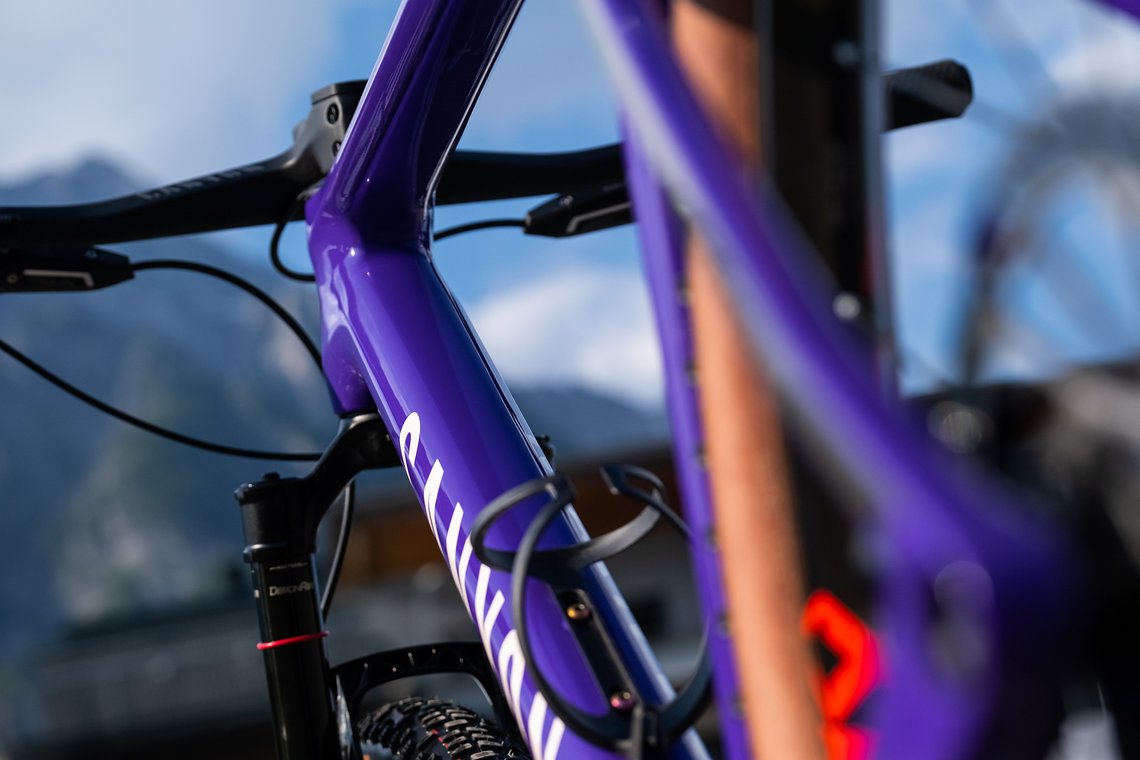 Ein optimiertes Carbon-Layup beim CF SLX-Rahmen soll für geringes Gewicht und hohe Steifigkeit sorgen.