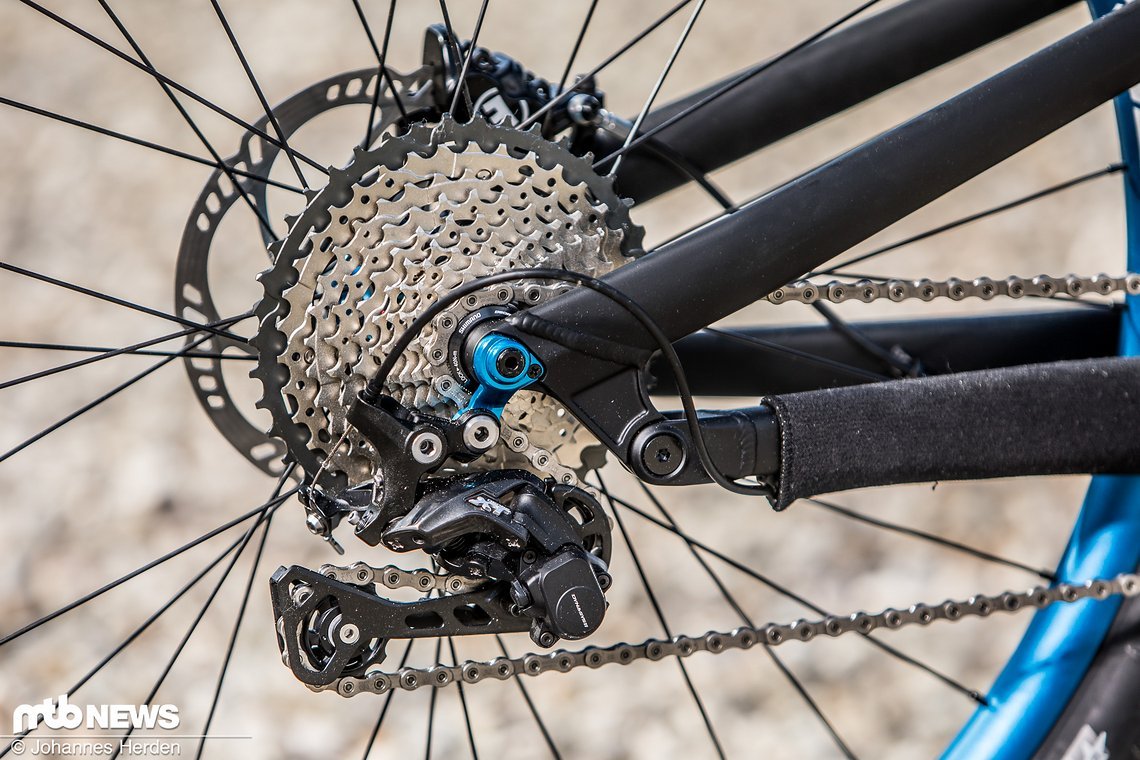 Geschaltet wird am Rose Root Miller mit einem Shimano XT 2fach-Antrieb.