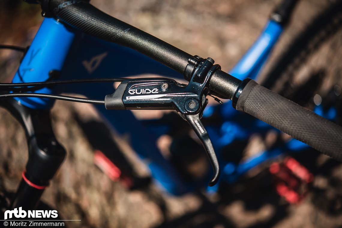 SRAM Guide T-Bremsen verzögern das YT Jeffsy Base 29.