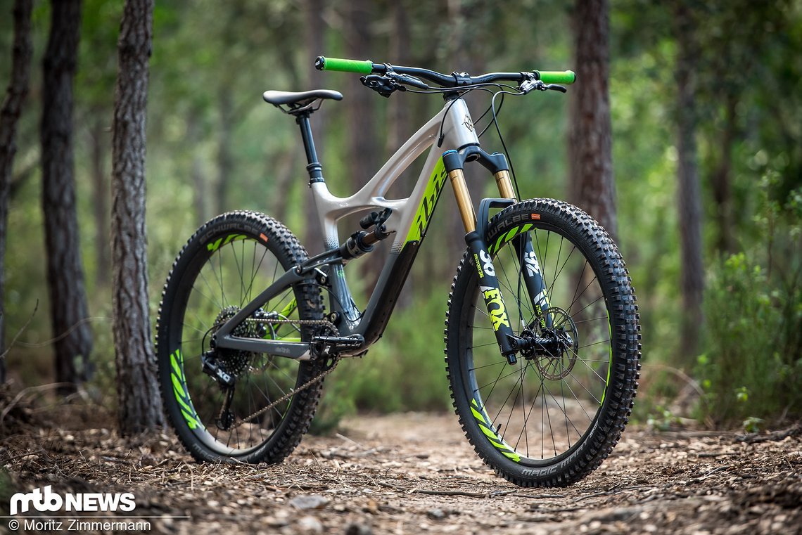 Das Ibis Mojo HD4 ist eher ein straffer Enduro-Rennwagen als ein gemütliches Abfahrts-Sofa