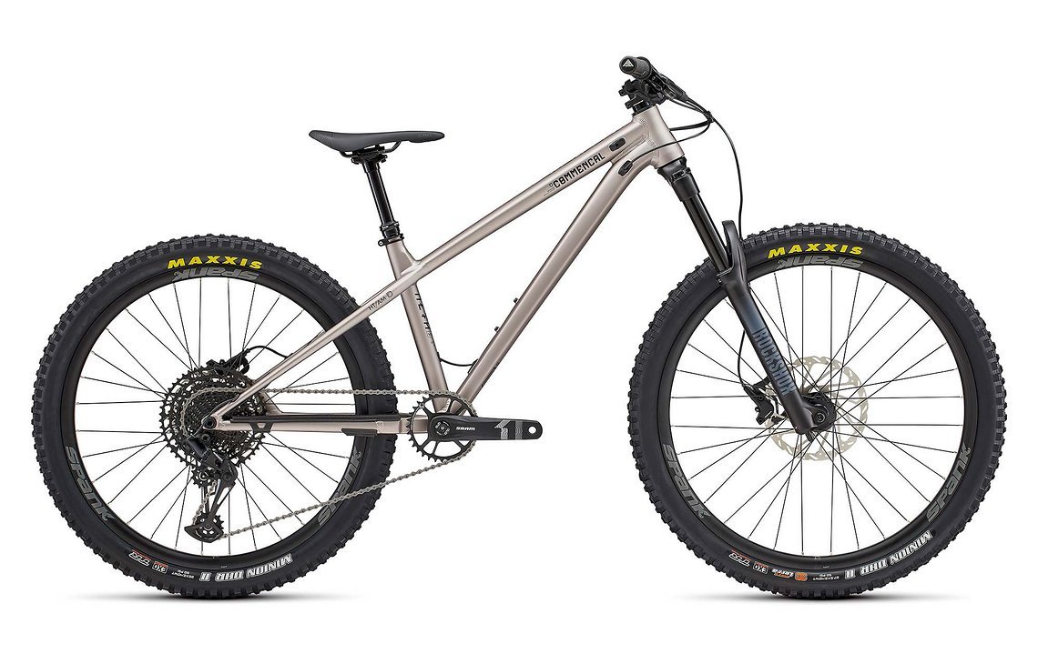 Eine SRAM SX Eagle Schaltung, KS Dropper und Level 2 Bremsen machen das Alu-Hardtail …