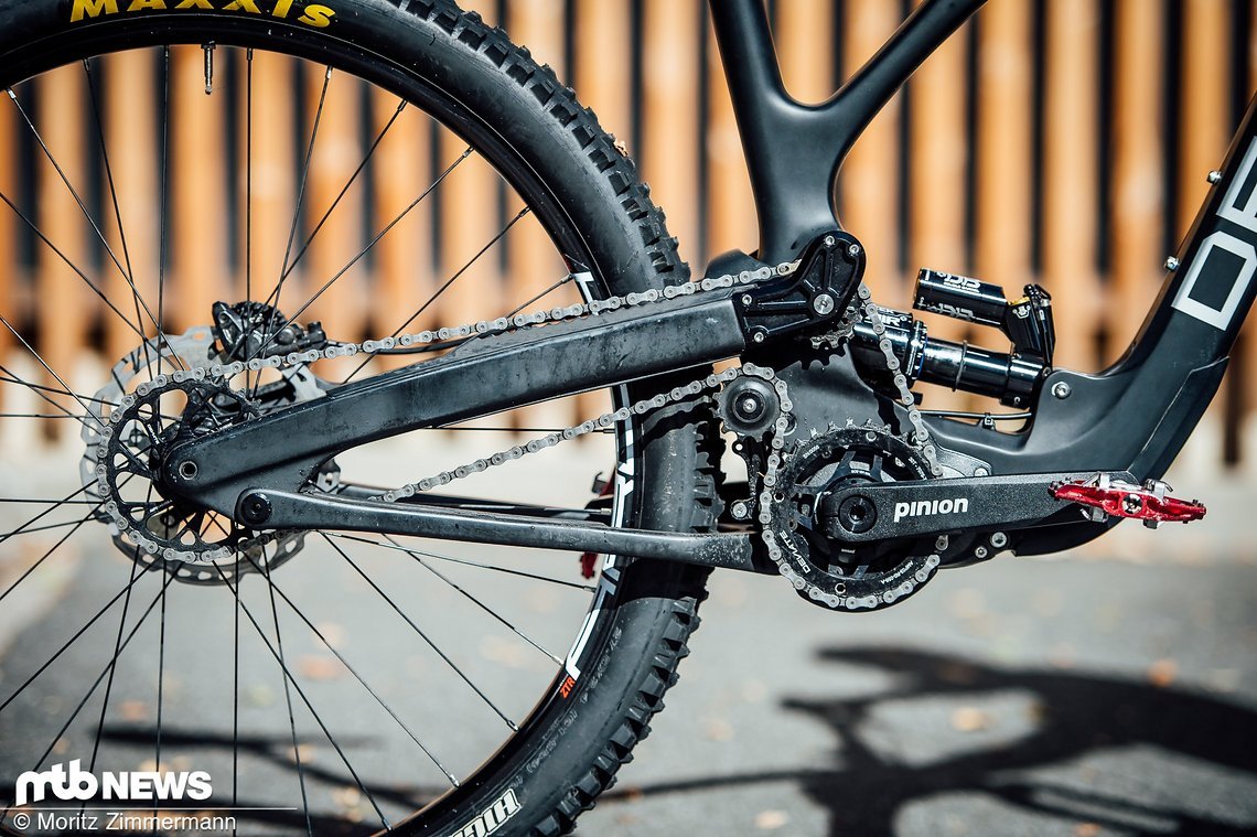 Der High-Pivot-Hinterbau des Deviate Guides ist ungewöhnlich und aktuell eher selten an Enduro-Bikes zu finden.