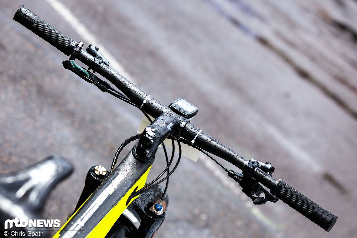 Auch das Cockpit ist mit den Komponenten von Newmen bestückt