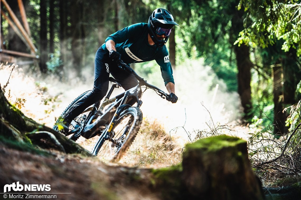 specialized-enduro-ltd-6954
