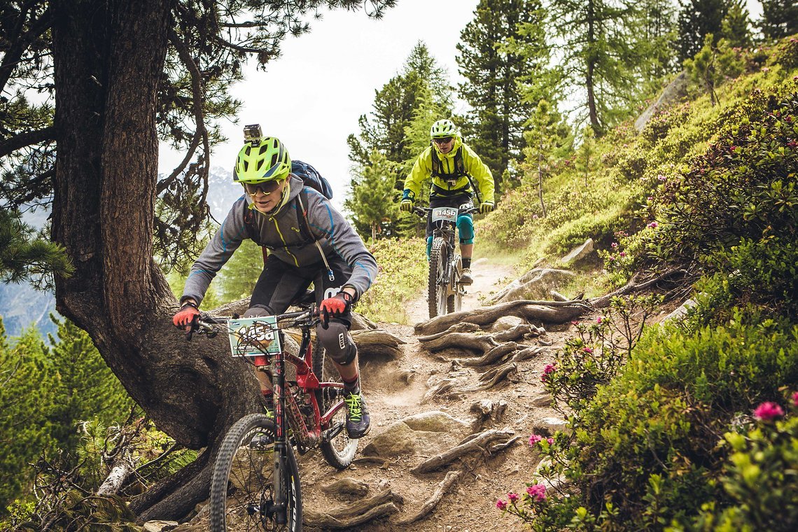 Rumpelige Abfahrt mit GoPro auf dem Helm? Das mag der Ambush nicht gerade und rutscht dann zu sehr auf dem Kopf hin und her