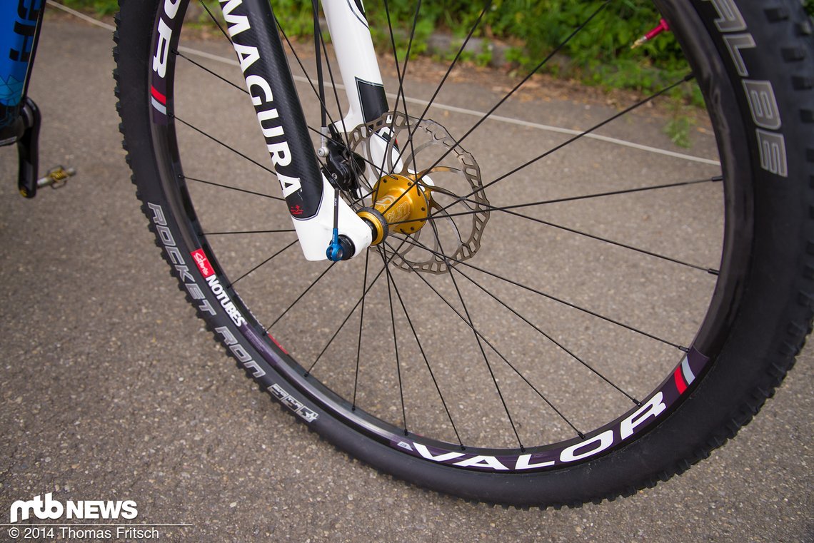 Dürfte mit 1,28 kg wohl einer der leichtesten 29er Standard-Laufradsätze sein