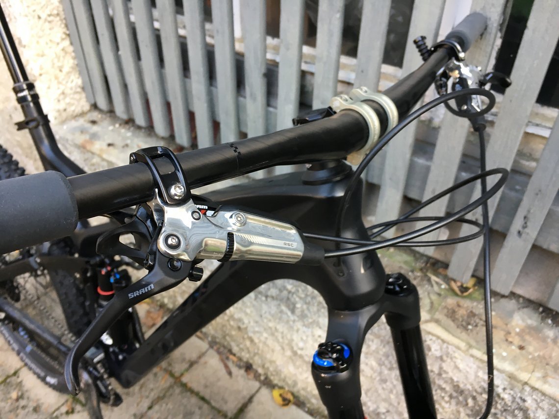 ACROS Gothic Carbon Lenker mit 780 mm Breite und 15 mm Rise