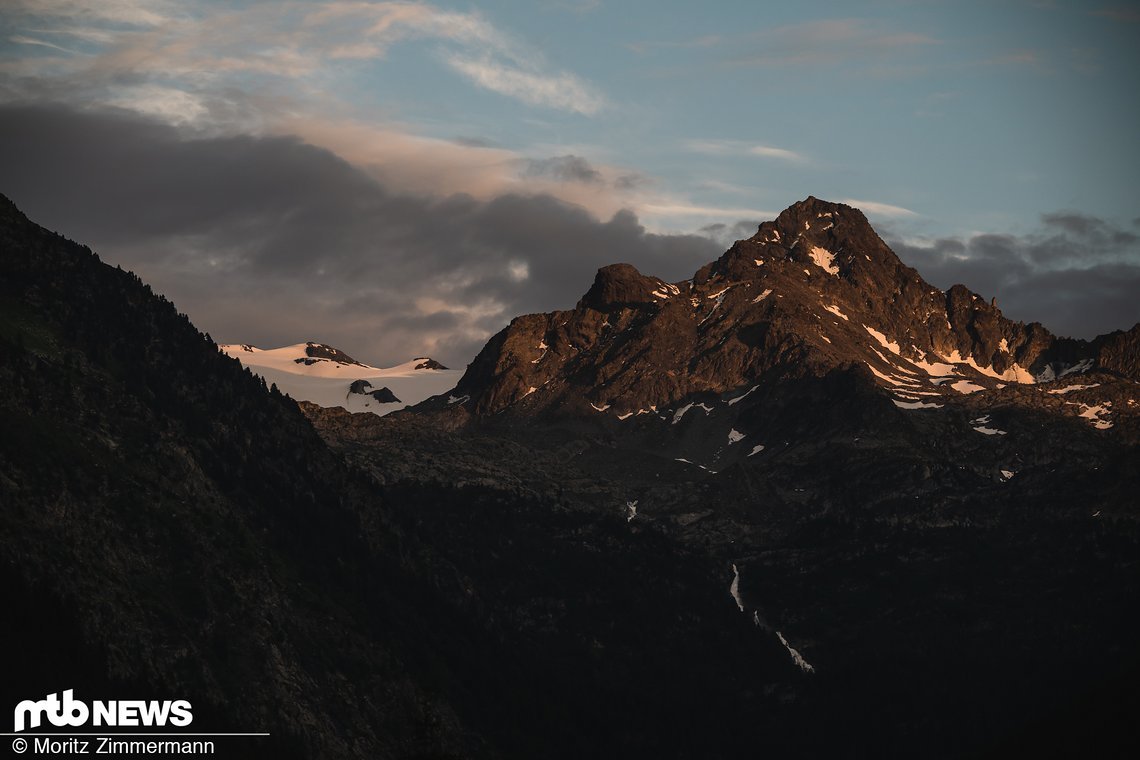 Wir verabschieden uns fürs erste aus La Thuile und träumen nun davon, die fast 700 Tiefenmeter in den kommenden Tagen noch mehrfach runterwandern zu müssen