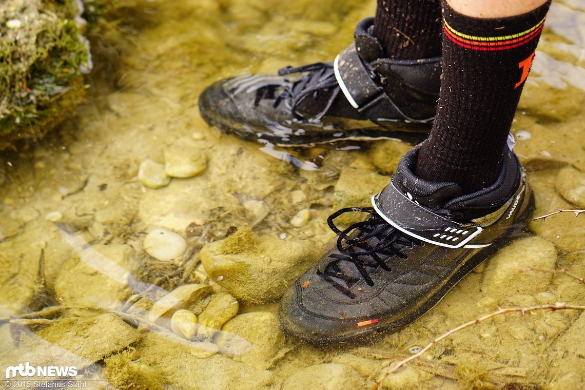 Vaude spezifiert beim Moab Mid STX AM eine Sympatex-Membran, die den Schuh wasserdicht machen soll