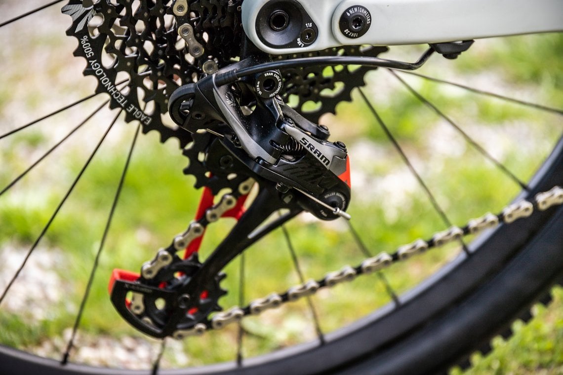 Das SRAM X01 Eagle Schaltwerk sortiert die Gänge