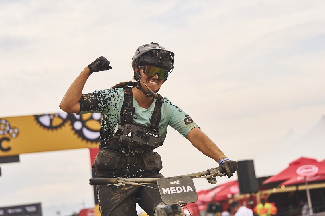 during Stage 4 of the 2025 Absa Cape Epic Mountain Bike stage race held at Fairview, Paarl, Cape Town, South Africa on the 20th March 2025. Photo by Michael Chiaretta/Cape Epic
PLEASE ENSURE THE APPROPRIATE CREDIT IS GIVEN TO THE PHOTOGRAPHER AND ABS