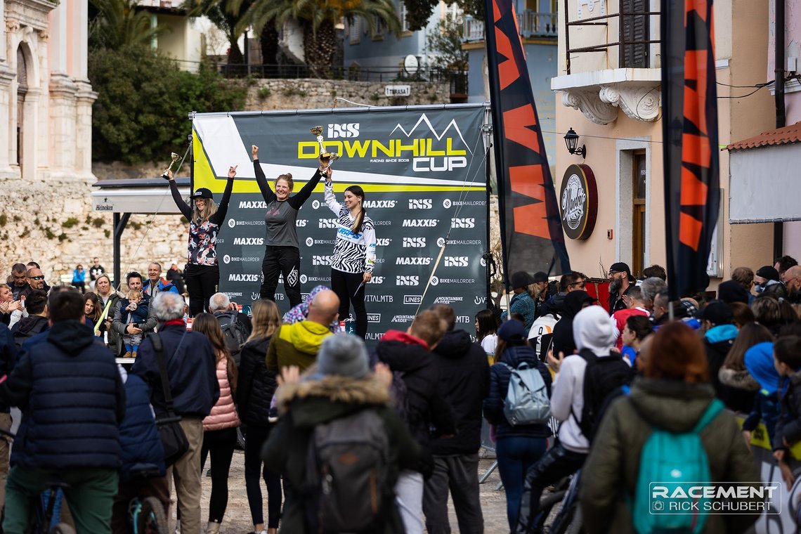 Podium Elite Women