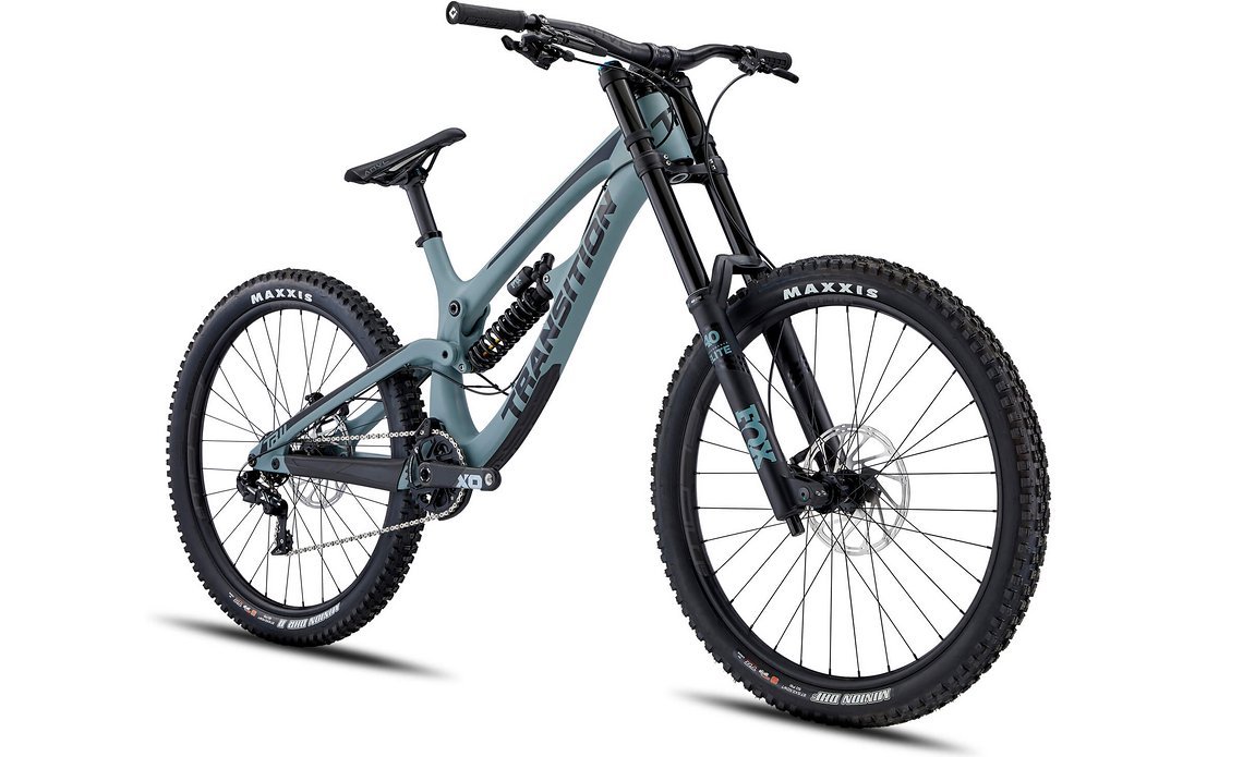 Das neue Transition TR11 V2 kommt in zwei verschiedenen Aufbau-Varianten von 5.299 bis 7.299 $, alternativ gibt es den Boliden auch als Rahmenset zu kaufen – für 3.299 $.